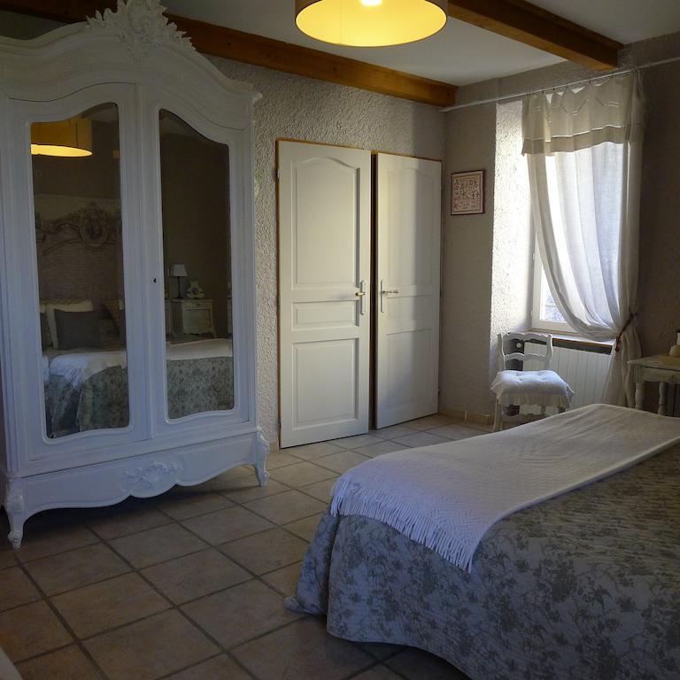Domaine De La Manse Hotel Villeneuve-de-Berg Bilik gambar