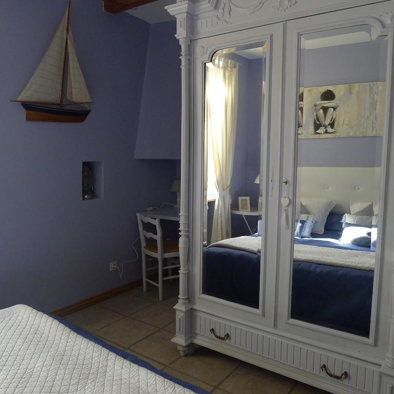 Domaine De La Manse Hotel Villeneuve-de-Berg Bilik gambar